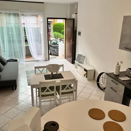 Jacam Free Parking Apartment Albese Con Cassano